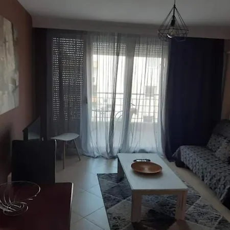 Apartment Eclectic Apartment, Free Parking *